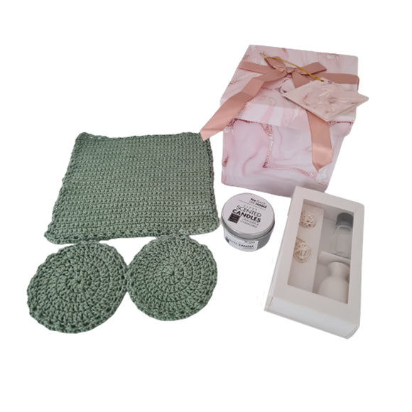 Gift Box-Face Cloth-Face Scrubber-Candle-Diffuser-Aromatics-Set